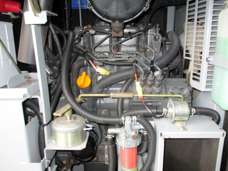 DCW-350LS　炭酸ガス溶接機　中古溶接機　デンヨー