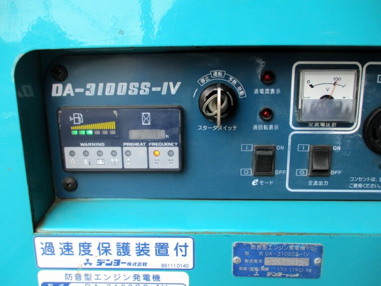 DA-3100SS-IV　100V　3.1KVA　インバーター　デンヨー　中古発電機