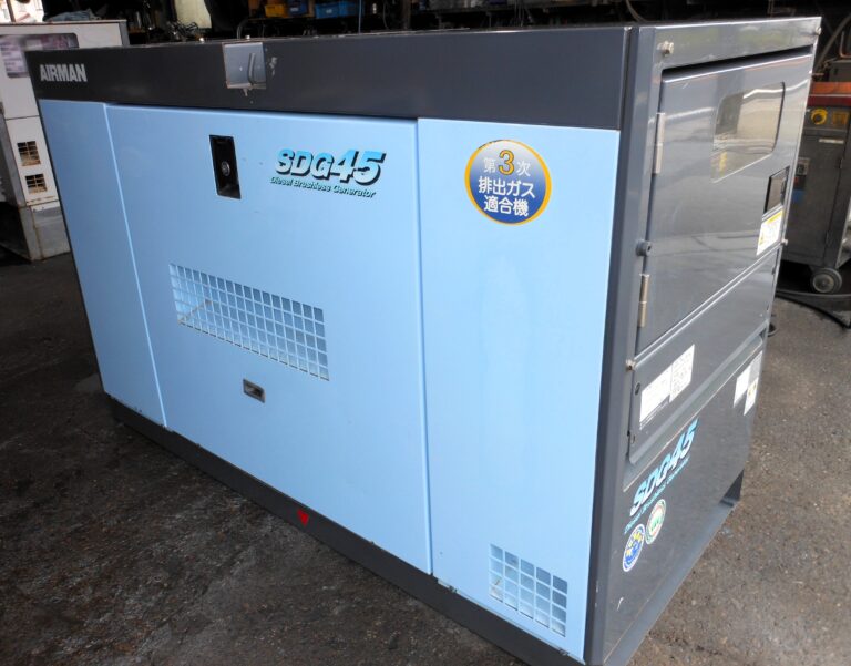 SDG45S-3B1　45KVA　200⇔400V切替仕様　使用時間が少ない中古発電機　北越工業