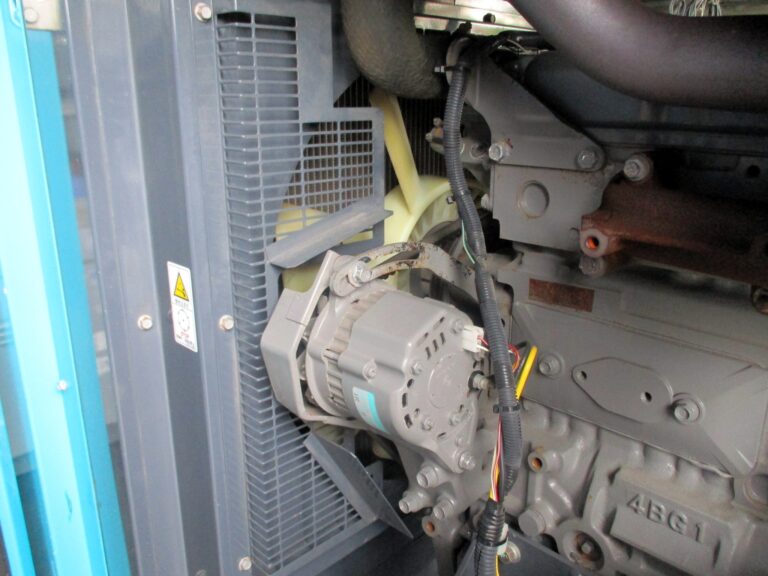 SDG60S-7A6 60KVA 中古発電機 AIRMAN 200⇔400V切替仕様 大容量燃料タンク オイルフェンス一体型