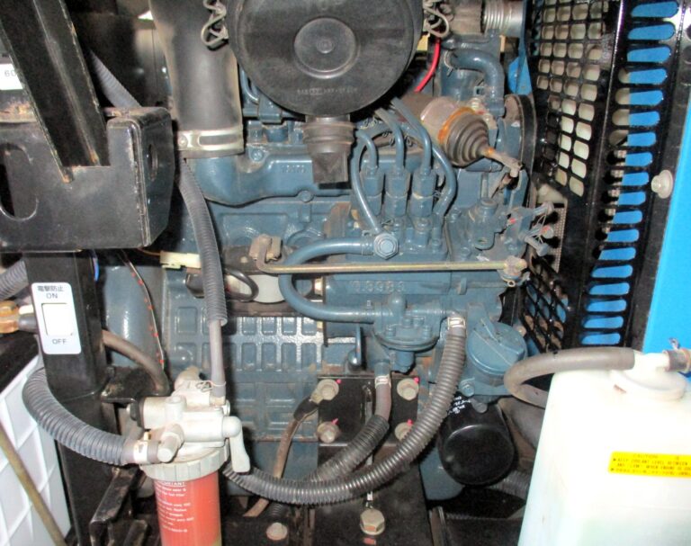 DGW400DMC 新ダイワ 2人用 中古溶接機
