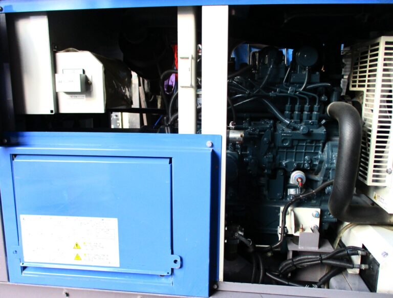 DCA-45LSK　45KVA　中古発電機　デンヨー　ﾜﾝﾀｯﾁ切替方式3電源機