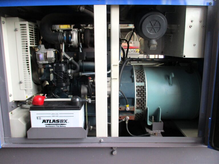 DCA-45LSK　45KVA　中古発電機　デンヨー　ﾜﾝﾀｯﾁ切替方式3電源機