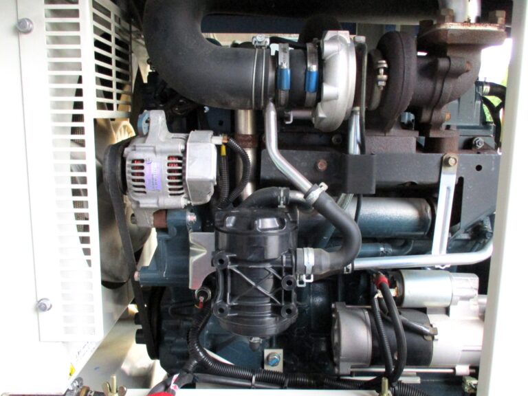 DCA-45LSK　45KVA　中古発電機　デンヨー　ﾜﾝﾀｯﾁ切替方式3電源機