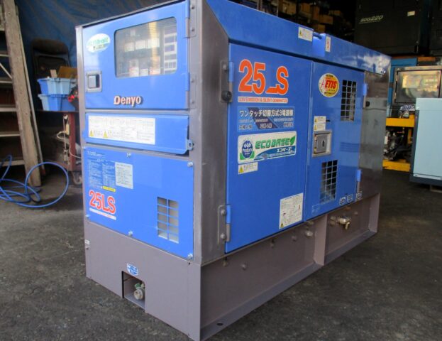 DCA-25LSKE　25KVA　中古発電機　デンヨー　エコベース　切替方式3電源機