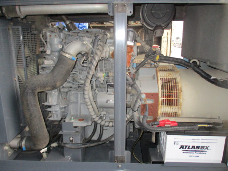 SDG60SL-5B1　60KVA　中古発電機　AIRMAN　200⇔400V切替仕様　ｵｲﾙﾌｪﾝｽ一体型