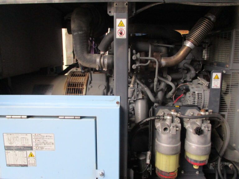 SDG60SL-5B1　60KVA　中古発電機　AIRMAN　200⇔400V切替仕様　ｵｲﾙﾌｪﾝｽ一体型