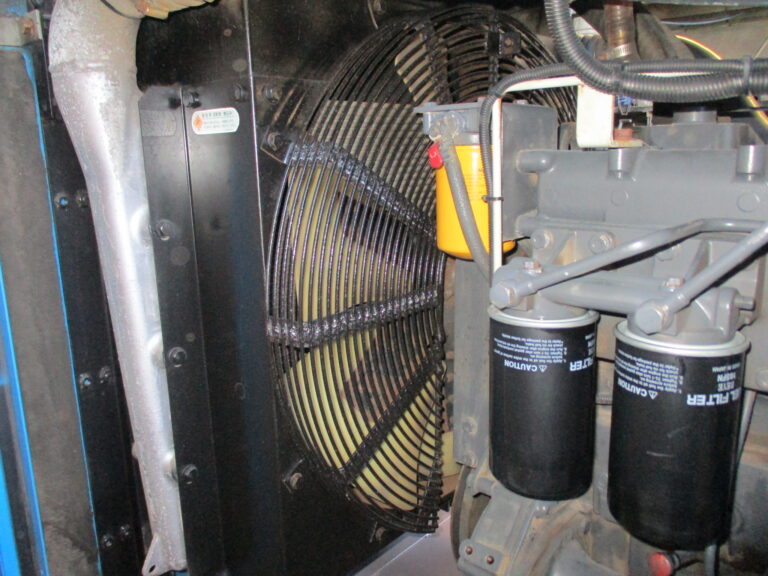 DCA-220ESK 220KVA 中古発電機 デンヨー