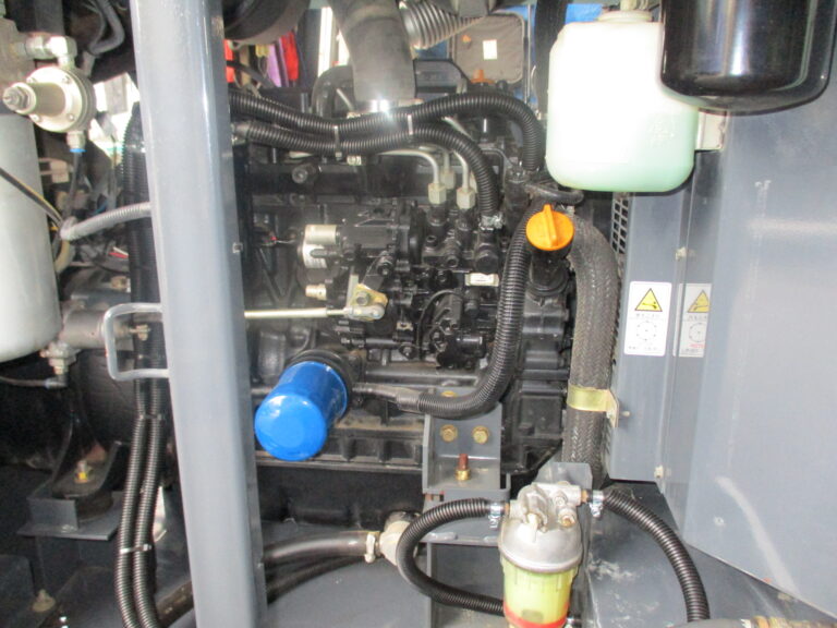 PDS175SC-5C3　50馬力　中古ｺﾝﾌﾟﾚｯｻｰ　AIRMAN　ｱﾌﾀｰｸｰﾗｰ仕様