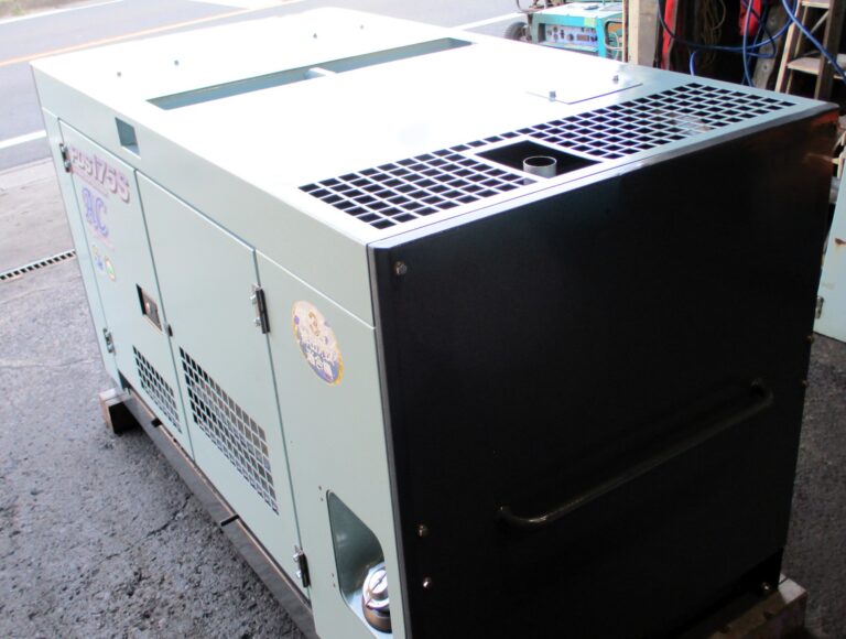 PDS175SC-5C3　50馬力　中古ｺﾝﾌﾟﾚｯｻｰ　AIRMAN　ｱﾌﾀｰｸｰﾗｰ仕様