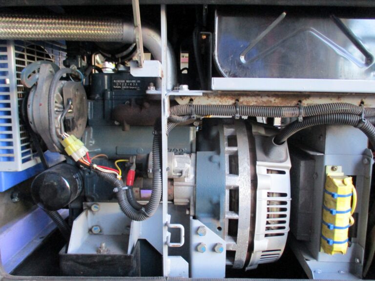 DAT-300LS　中古ｴﾝｼﾞﾝTig溶接機　デンヨー