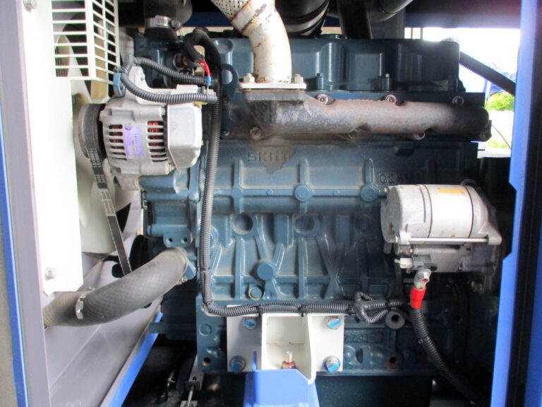 DCA-25LSKB　25KVA　中古発電機　ﾃﾞﾝﾖｰ　ﾜﾝﾀｯﾁ切替方式3電源機　ﾋﾞｯｸﾀﾝｸ