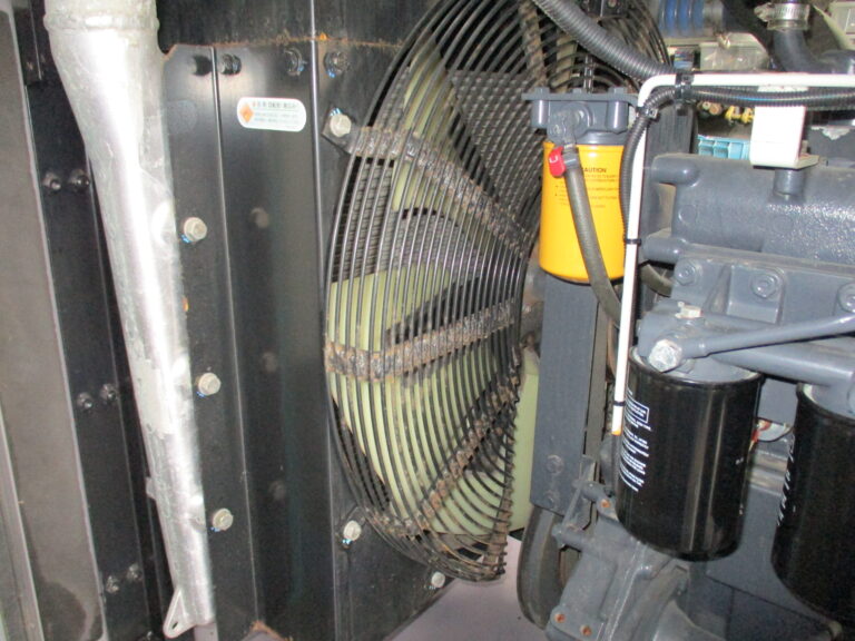 DCA-220ESK　220KVA　中古発電機　デンヨー