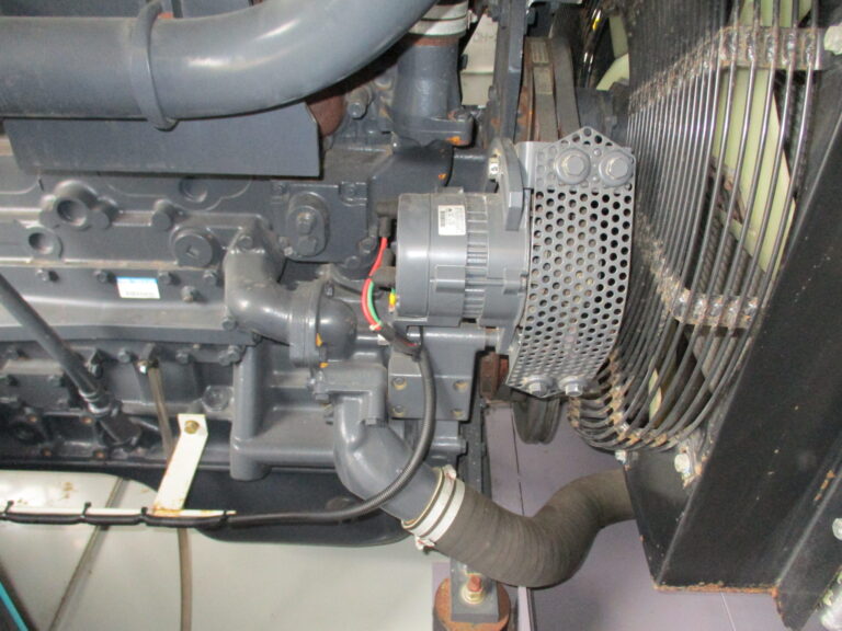 DCA-220ESK　220KVA　中古発電機　デンヨー