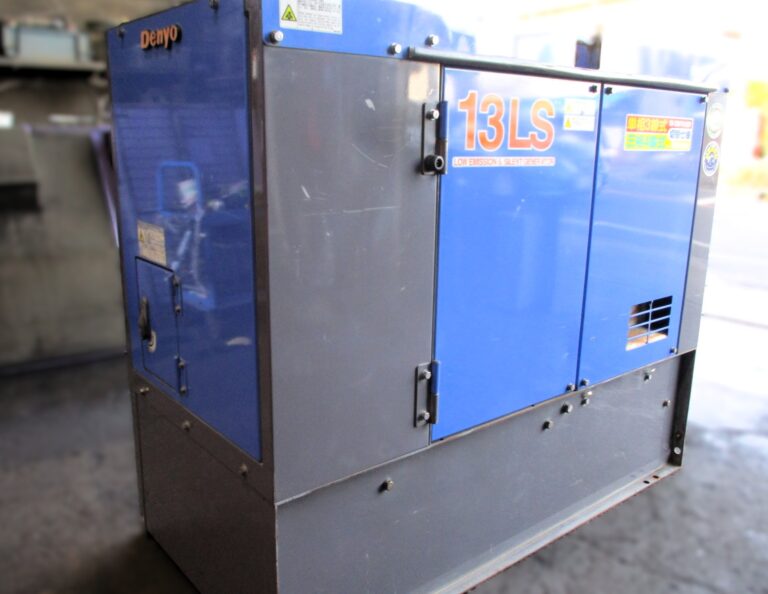 DCA-13LSYB 13KVA 中古発電機 デンヨー リークガード・ビックタンク 三相⇔単相切替仕様
