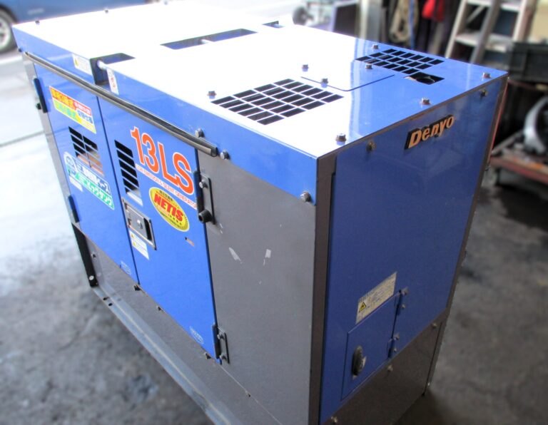 DCA-13LSYB 13KVA 中古発電機 デンヨー リークガード・ビックタンク 三相⇔単相切替仕様