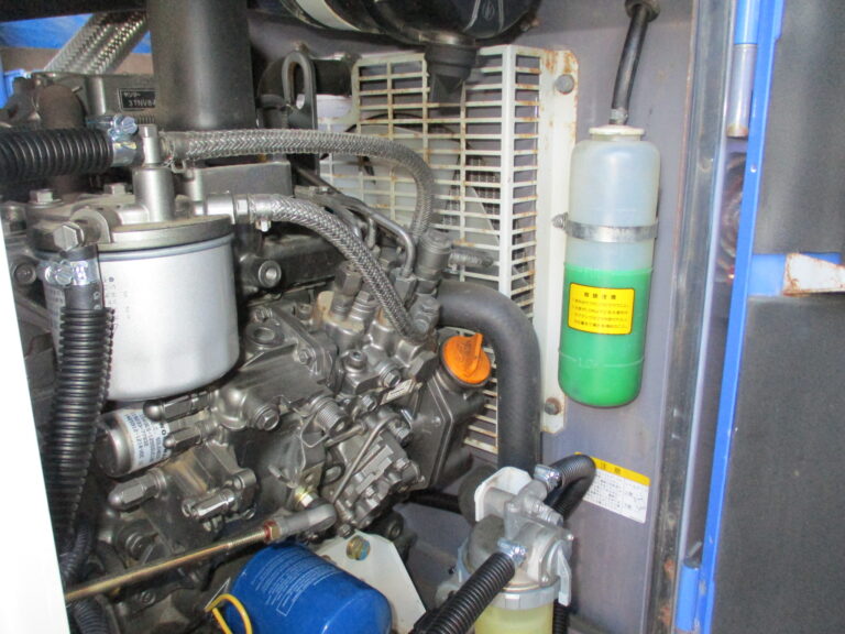 DCA-13LSYB 13KVA 中古発電機 デンヨー リークガード・ビックタンク 三相⇔単相切替仕様