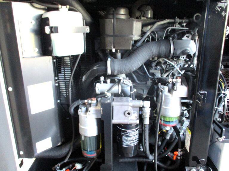 DGM1000MI 100KVA 中古発電機 新ダイワ 三相・単相同時出力