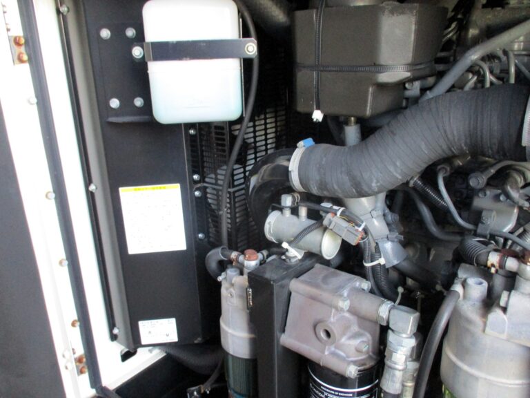 DGM1000MI 100KVA 中古発電機 新ダイワ 三相・単相同時出力
