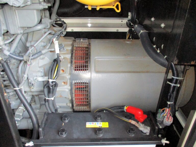 DGM1000MI 100KVA 中古発電機 新ダイワ 三相・単相同時出力