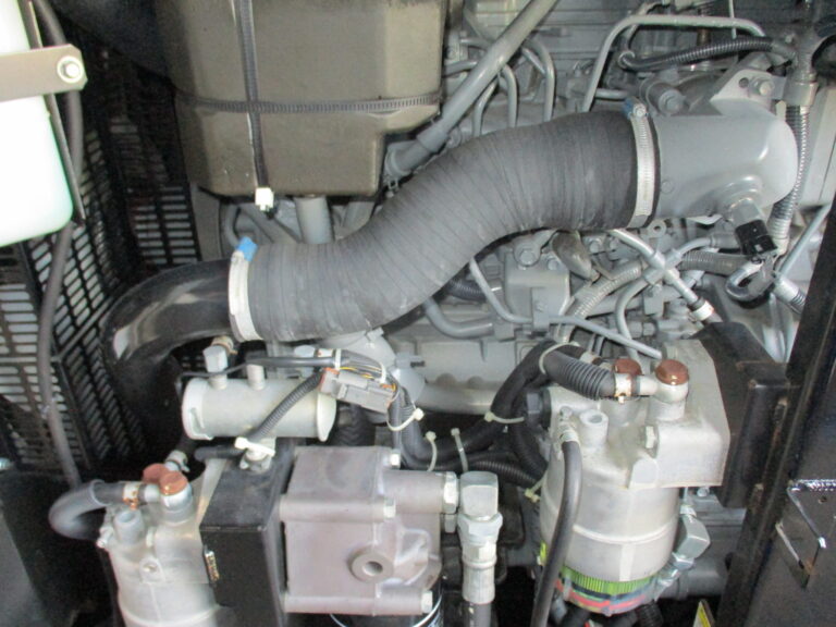 DGM1000MI 100KVA 中古発電機 新ダイワ 三相・単相同時出力