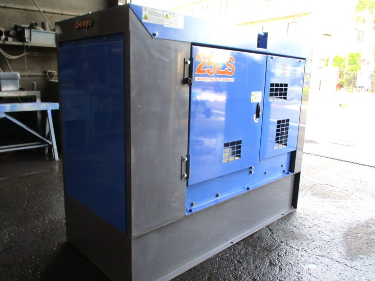 DCA-25LSKB　25KVA　中古発電機　デンヨー　ワンタッチ切替方式３電源機　ビックタンク