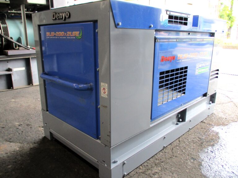 DLW-200×2LSE 2人用 中古溶接機 デンヨー エコベース