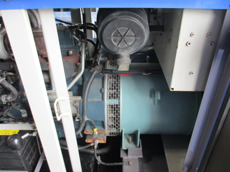 DCA-45LSKE 45KVA 中古発電機 デンヨー ワンタッチ切替方式3電源機 エコベース