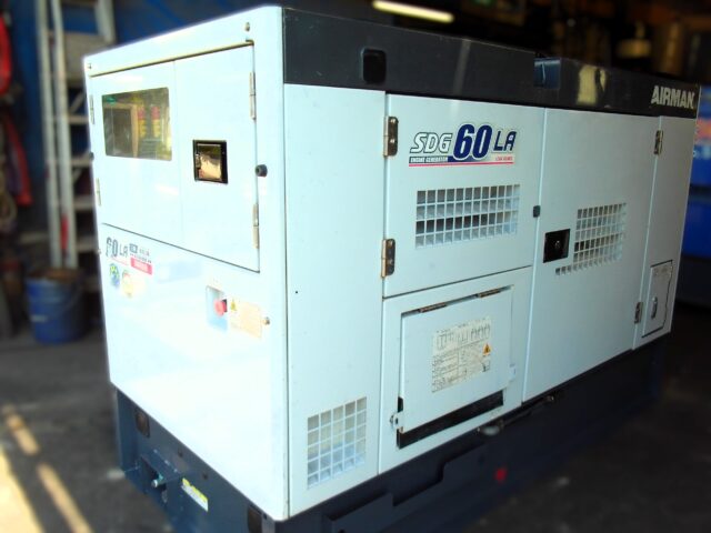 SDG60LA-5B1 60KVA 中古発電機 AIRMAN 三相⇔単相3線同時使用 オイルガード