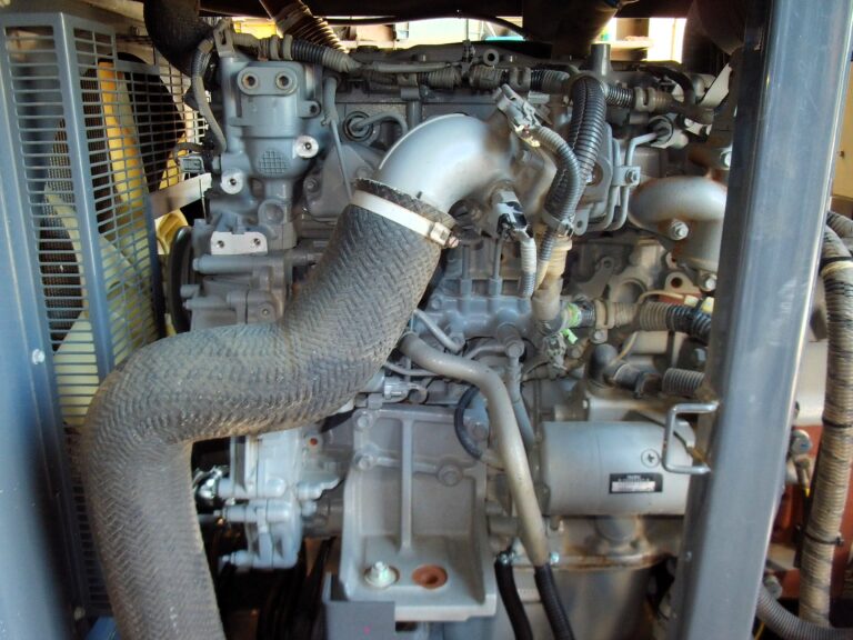 SDG60LA-5B1 60KVA 中古発電機 AIRMAN 三相⇔単相3線同時使用 オイルガード