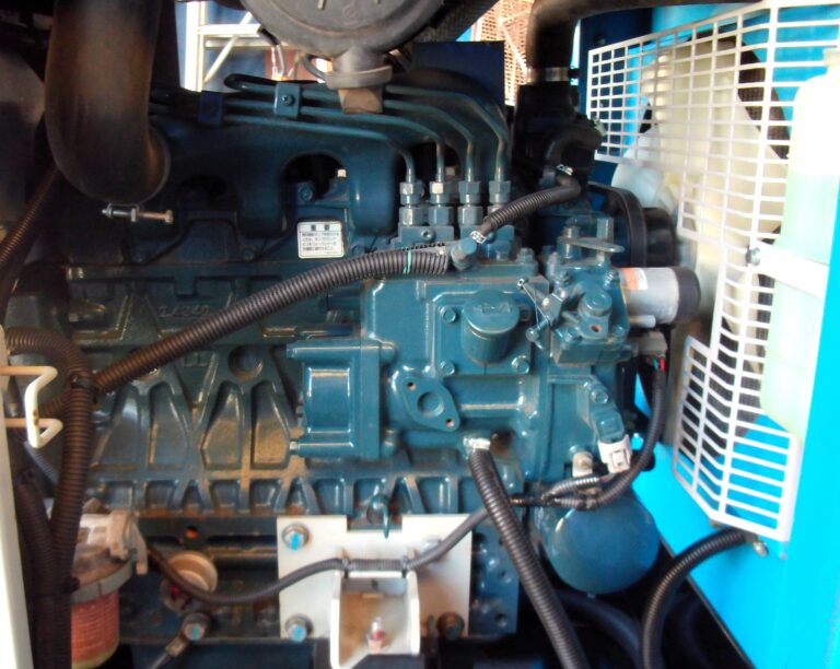 DCA-25LSK 25KVA 中古発電機 デンヨー ワンタッチ切替方式3電源機