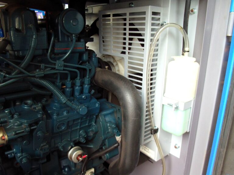 DCA-45LSKE　45KVA　中古発電機　デンヨー　ワンタッチ切替方式３電源機　エコベース