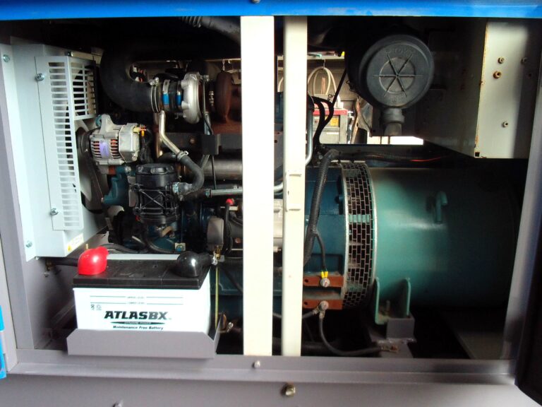 DCA-45LSKE　45KVA　中古発電機　デンヨー　ワンタッチ切替方式３電源機　エコベース