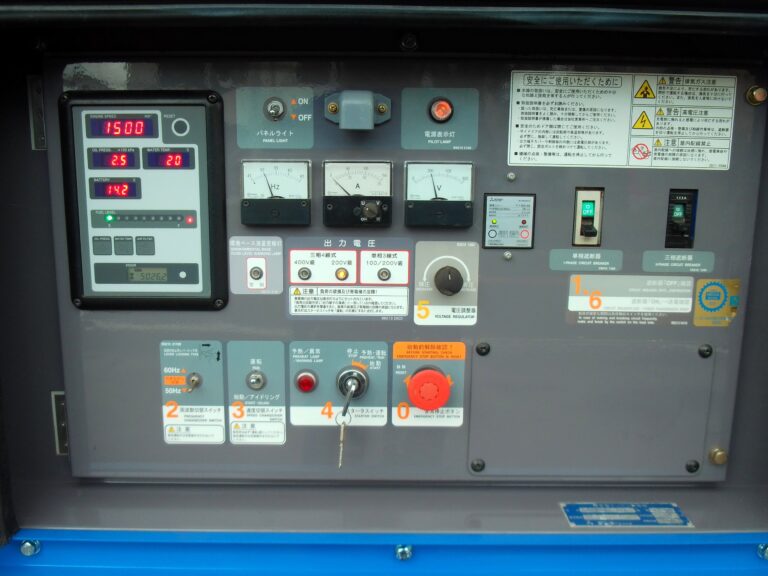 DCA-45LSKE　45KVA　中古発電機　デンヨー　ワンタッチ切替方式３電源機　エコベース